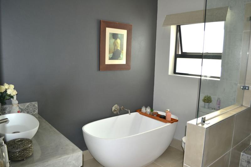 3 Bedroom Property for Sale in Le Grand Golf Estate Western Cape